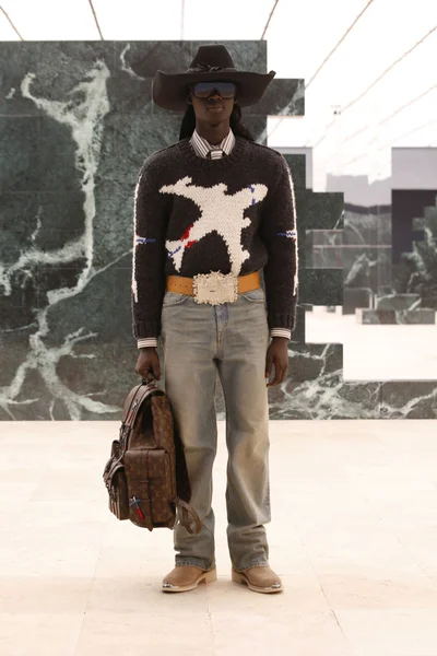 Look 40